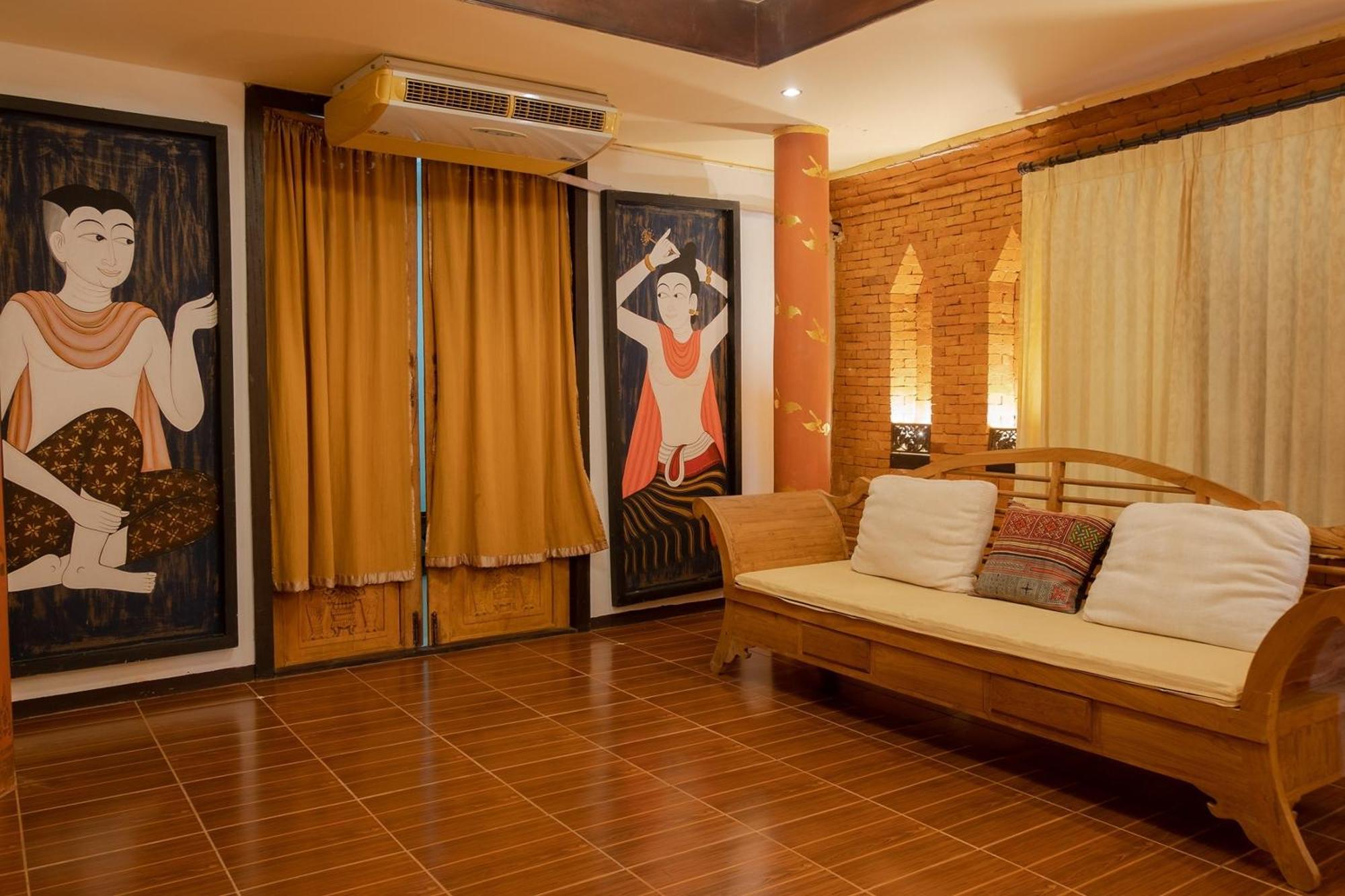 Baan Tawai Lanna Resort Hang Dong Exterior photo